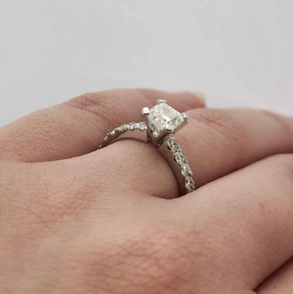 Square Radiant Diamond & Shoulder Diamond Ring