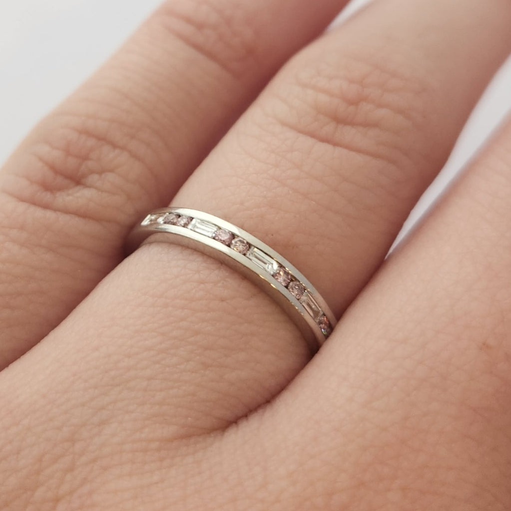 Pink Diamond & Diamond Ring