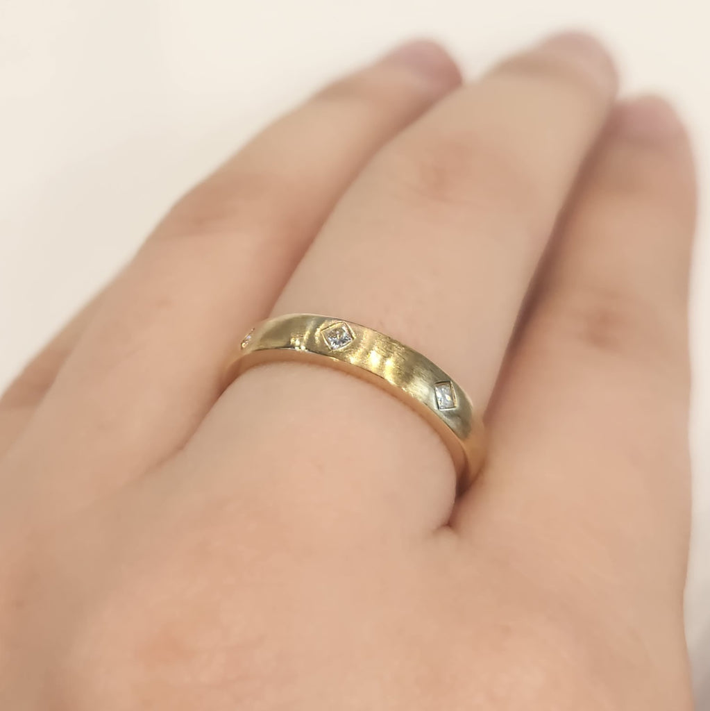 3 Princess Cut Diamond Wedder